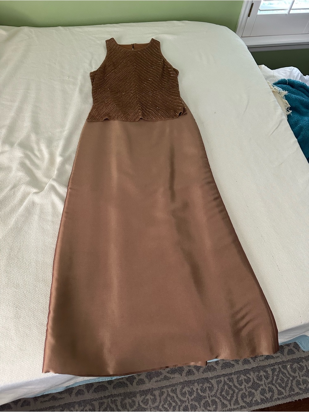 Carmen Marc Valvo 2 Pc Formal Set Beaded Top (S) & Satin Maxi Skirt (4)